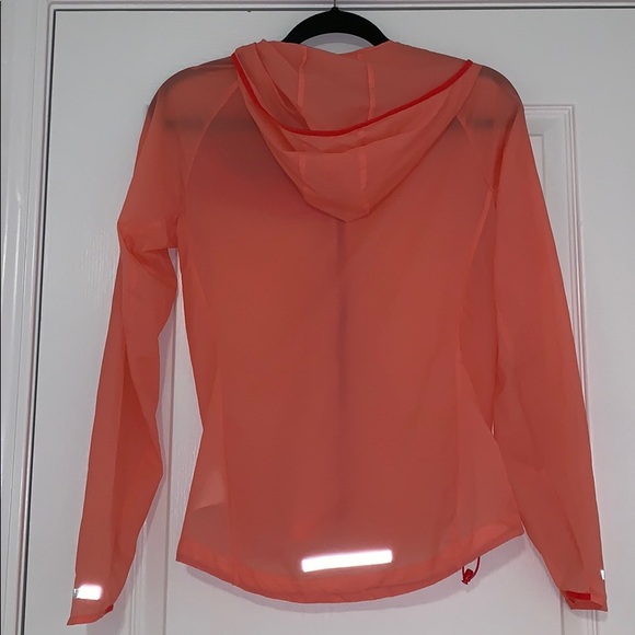 Nike sport jacket in perfect conditions - Picture 3 of 3